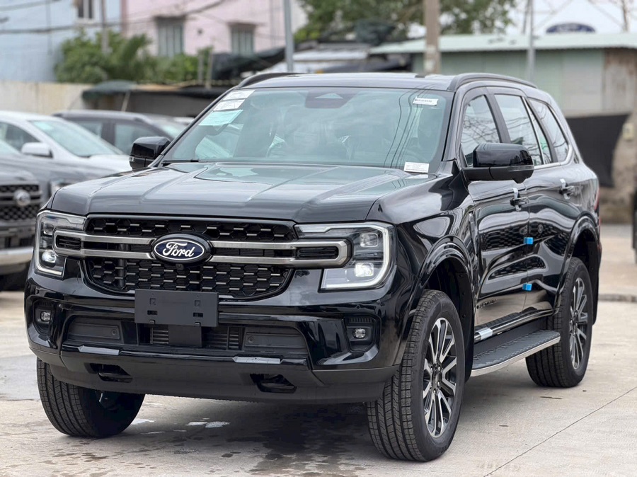 Ford Everest Màu Đen