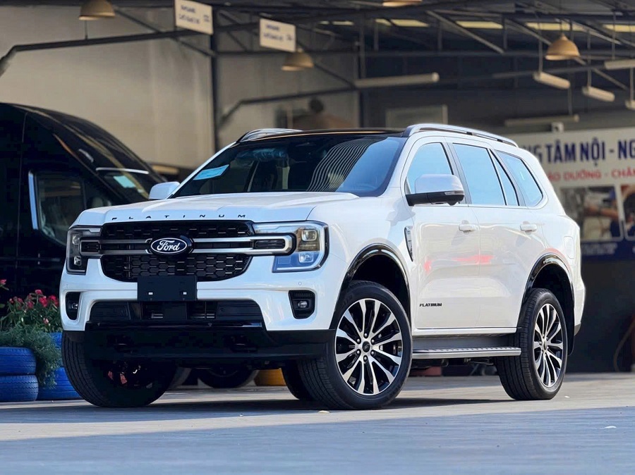 Giá xe ford everest 2026