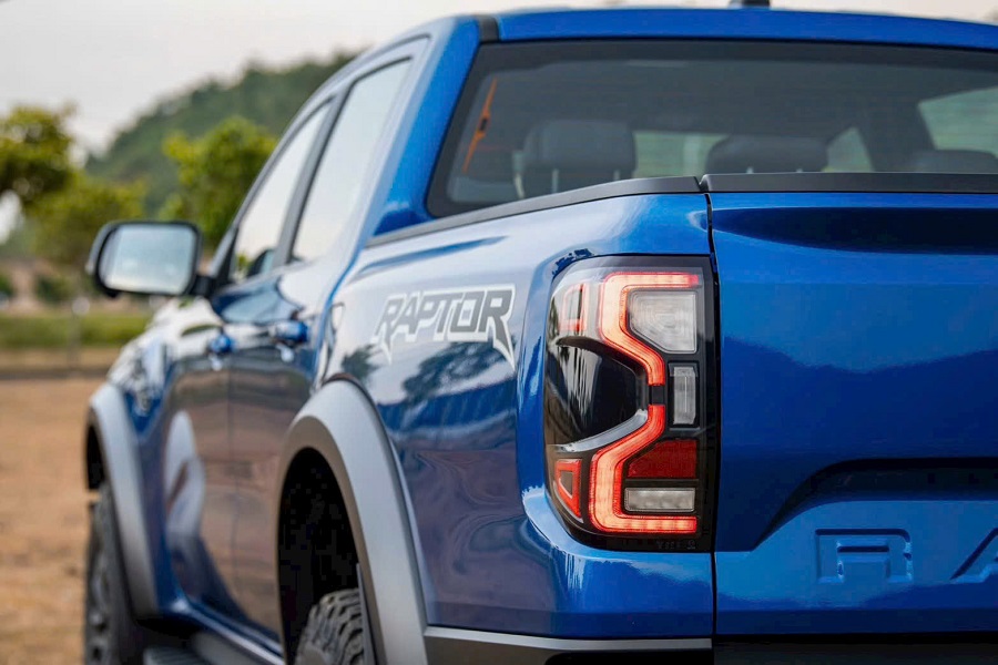 Ford ranger giá lăn bánh