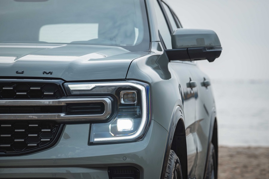 ford everest giá lăn bánh