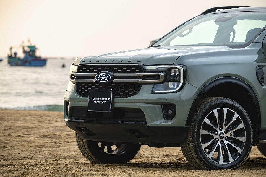 Ford everest mới